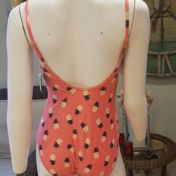 Kate spade swimsuit - Picture 4 of 7